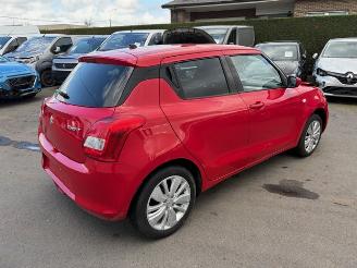 uszkodzony samochody osobowe Suzuki Swift  2018/8