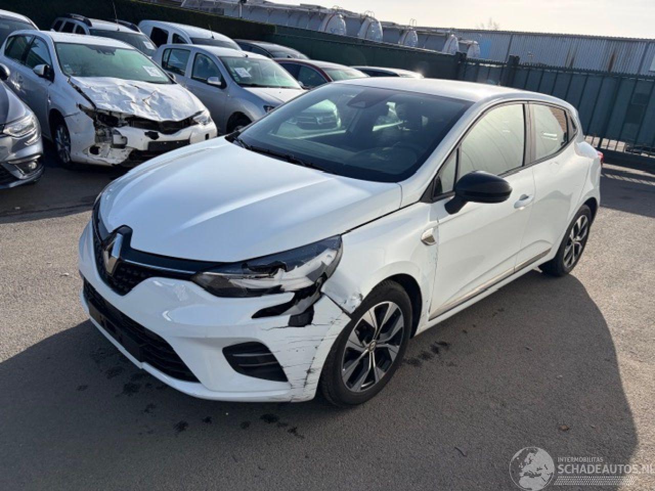 Renault Clio LIMITED