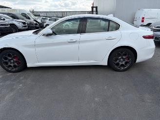 Alfa Romeo Giulia  picture 4