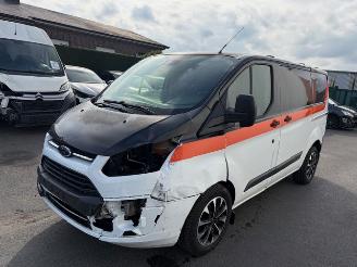 damaged passenger cars Ford Custom AUTOMAAT 2017/11