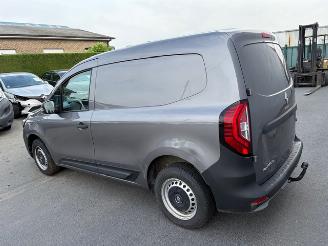 Vaurioauto  passenger cars Renault Kangoo  2021/9