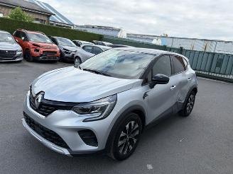 skadebil auto Renault Captur GPL 2023/12