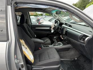 Toyota Hilux 4x4 picture 8
