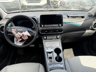 Hyundai Kona 64KWH picture 5
