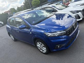 Dacia Sandero  picture 1