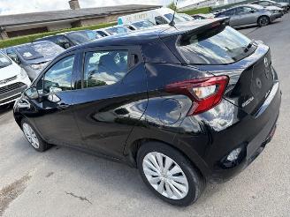 Nissan Micra  picture 2