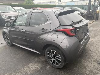 Toyota Yaris HYBRID AUTOMAAT picture 3