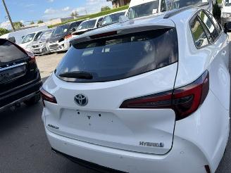 Toyota Corolla Touring Sports HYBRID picture 2