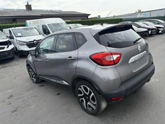 Damaged car Renault Captur  2014/3
