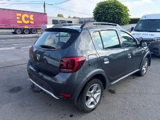 krockskadad bil auto Dacia Sandero STEPWAY 2017/11