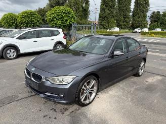 Damaged car BMW 3-serie AUTOMAAT 2012/11
