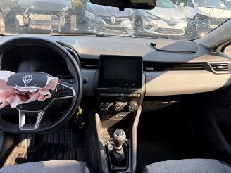 Renault Clio  picture 9