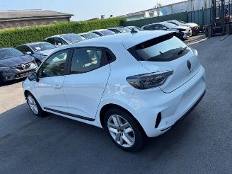 škoda osobní automobily Renault Clio  2024/9