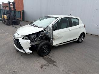 Toyota Yaris  picture 3