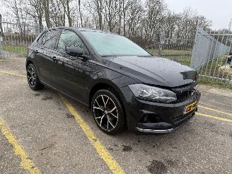 krockskadad bil auto Volkswagen Polo 1.0 TSI Beats Automaat 2018/7