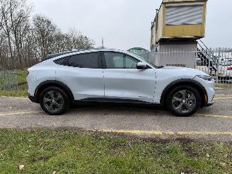 Ford Mustang Mach-E RWD 75kWh N.A.P picture 8