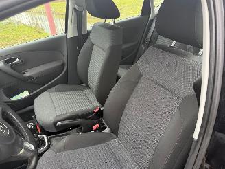 Volkswagen Polo 1.2 TSI Bluemotion Edition N.A.P picture 11