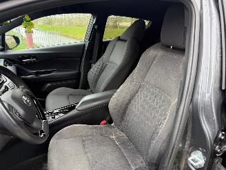 Toyota C-HR 1.8 Hybrid Style picture 12