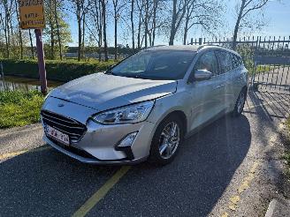 Vaurioauto  passenger cars Ford Focus Clipper 1.0 Ecoboost Trend 2018/11