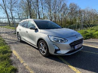 Vaurioauto  passenger cars Ford Focus Clipper 1.0 Ecoboost Trend 2018/11