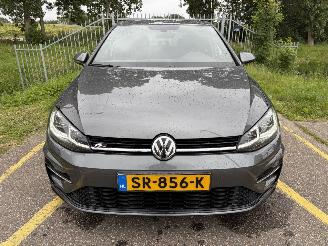 Volkswagen Golf 1.0 TSI Highline R Business picture 2