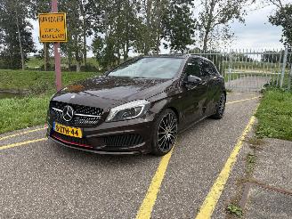 Auto incidentate Mercedes A-klasse 250 Sport 4MATIC Prestige 2015/3