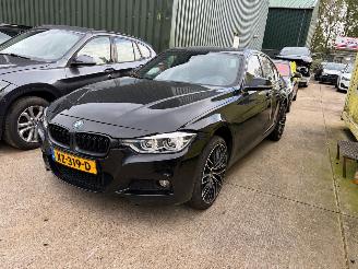 Auto incidentate BMW 3-serie 330e Centennial High Executive M 2016/3