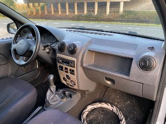 Dacia Logan 1.5 dCI picture 11