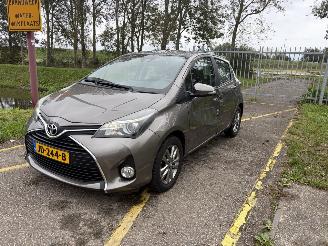 Unfallwagen Toyota Yaris 1.3 VVT-i Trend NAP 2016/2
