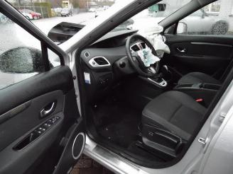 Renault Scenic Scenic III (JZ), MPV, 2009 / 2016 1.5 dCi 110 picture 19