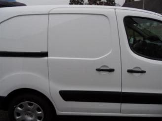 Peugeot Partner Partner (GC/GF/GG/GJ/GK), Van, 2008 / 2018 1.6 HDI 90 picture 6