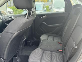 Mercedes B-klasse B200 Automaat NAP Origineel NL! picture 13