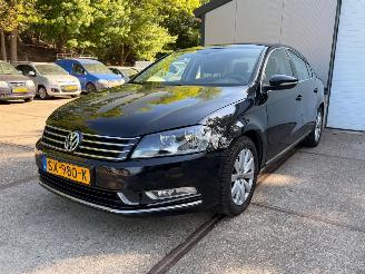 skadebil auto Volkswagen Passat 1.4 TSI Highline RIJDBAAR! 2012/1