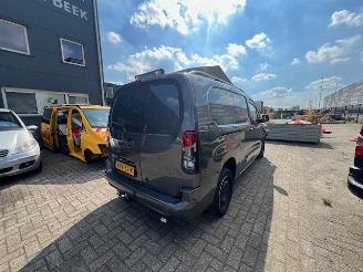 Opel Combo Automaat met navigatie  EURO6 picture 6