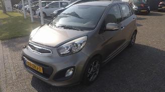 Kia Picanto 1.0 CVVT Design Ed.Mooie luxe uitvoering!! picture 3
