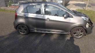 Kia Picanto 1.0 CVVT Design Ed.Mooie luxe uitvoering!! picture 7