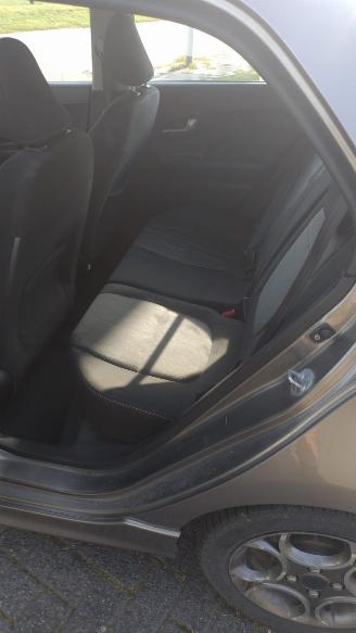 Kia Picanto 1.0 CVVT Design Ed.Mooie luxe uitvoering!! picture 15
