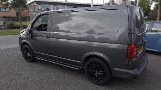Volkswagen Transporter 2.0 TDI 150pk 2019 Mooie nette bus !! picture 4