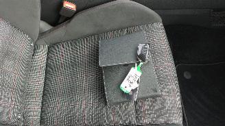 Volkswagen Golf 2.0 GTI DSG 2022 onderschade rijdbare auto SUPERMOOI! picture 22