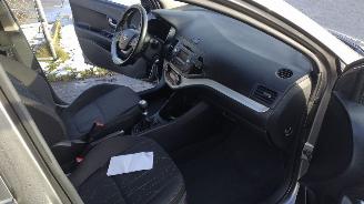 Kia Picanto 1.0 First Edition Super nette auto Led verlichting picture 18