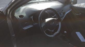 Kia Picanto 1.0 First Edition Super nette auto Led verlichting picture 10