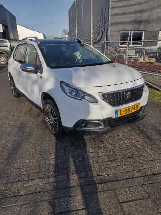 Avarii autoturisme Peugeot 2008 1.2 Style Panodak Ac Cruise Mooie auto weing schade! 2018/1