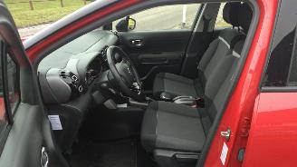 Citroën C3 Aircross 1.2 Feel Lichte schade Supermooie auto!! picture 13