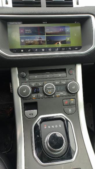 Land Rover Range Rover Evoque 2.0 TD$ HSE DYnamic Pano 95000 kn MAP mooie auto! picture 15