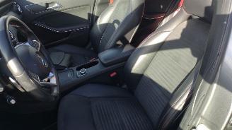 Mercedes A-klasse A 250 AMG Prestige Sport Super nette auto met rijdbare schade picture 15