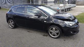 Opel Astra 1.4 Turbo Sport Cosmo Leuke auto motor loopt auto rijdt! picture 8