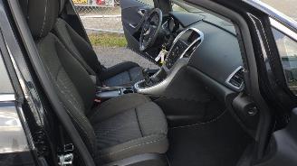 Opel Astra 1.4 Turbo Sport Cosmo Leuke auto motor loopt auto rijdt! picture 15