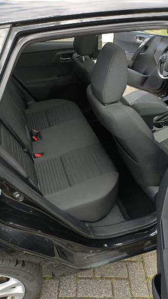 Toyota Auris 1.2T Aspiration Panodak Cruise Clima 2015 weinig schade picture 24