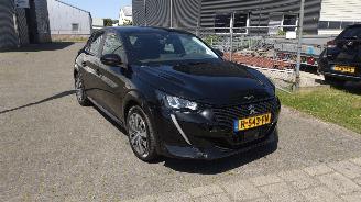 skadebil auto Peugeot 208 E electric Active 60.000 km! Weinig schade normaal rijdbaar! 2020/1