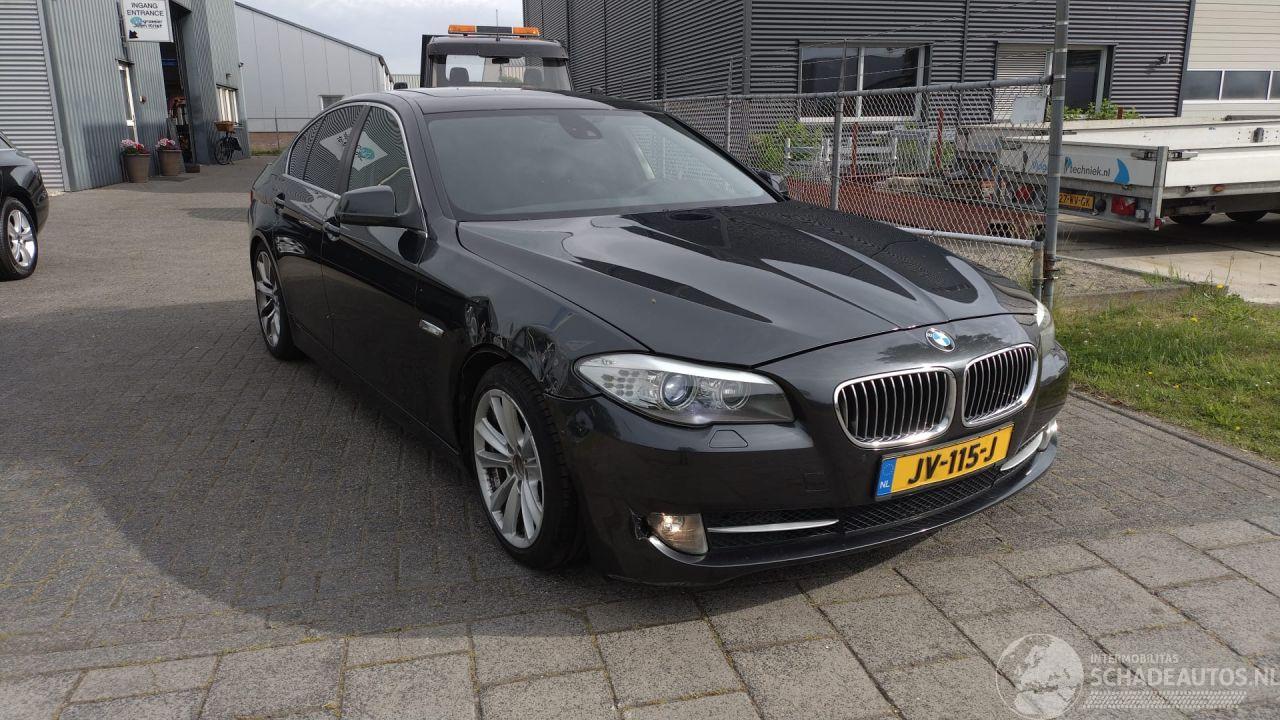 BMW 5-serie 523i 3.0 high autom exec Opendak H.U.D. Sportleer mooie auto!!